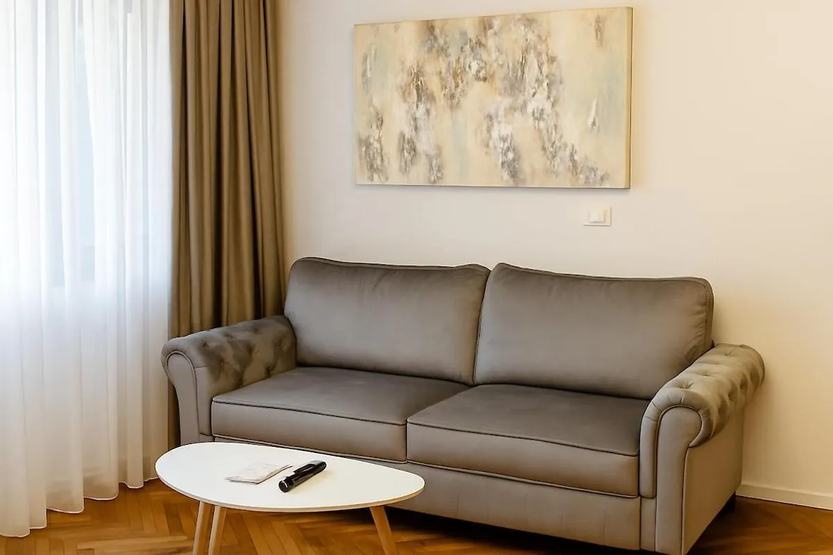 Appartement Emerald Escape - Near Cismigiu Park Boekarest